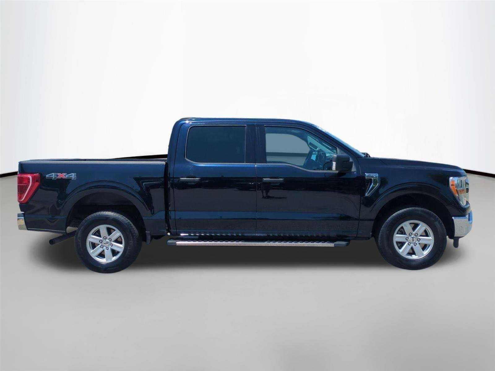 Used 2021 Antimatter Blue Ford XLT image 6