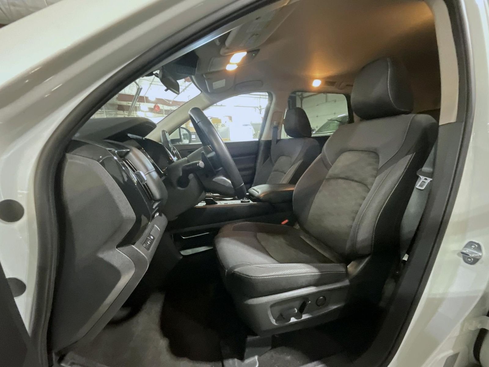 Used 2024 White Nissan SV image 11