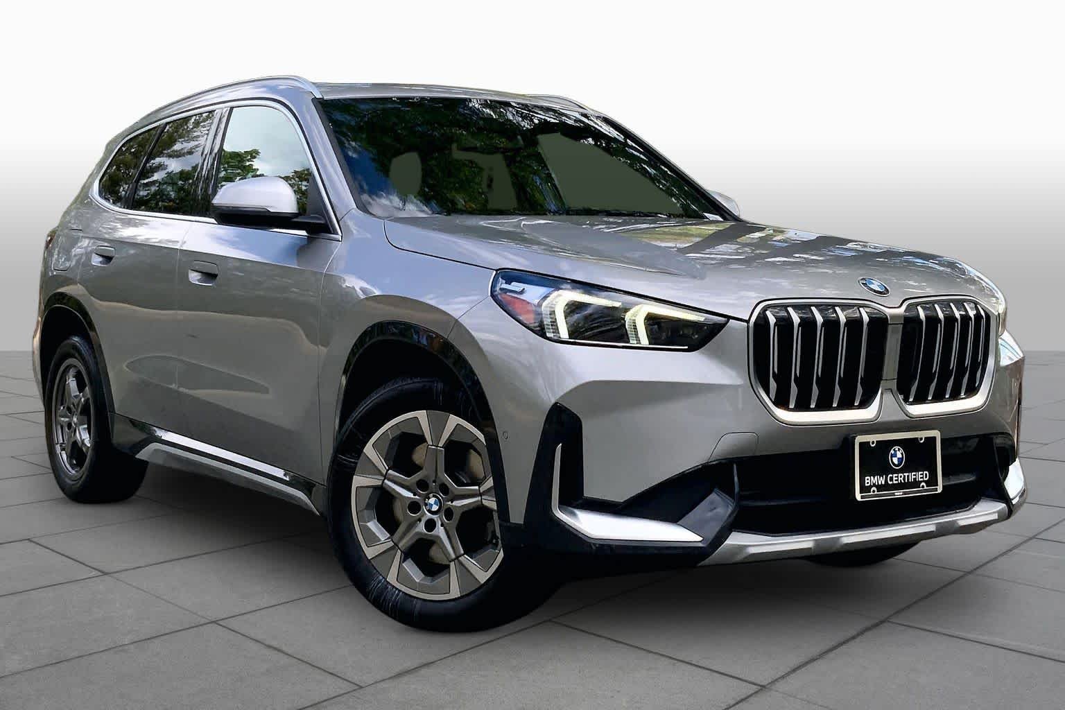 Certified Used 2023 Space Silver Metallic BMW xDrive28i image 2