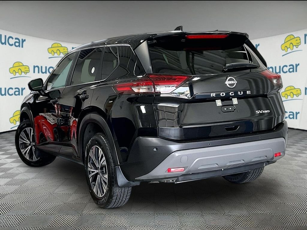 Used 2023 Black Nissan SV image 4