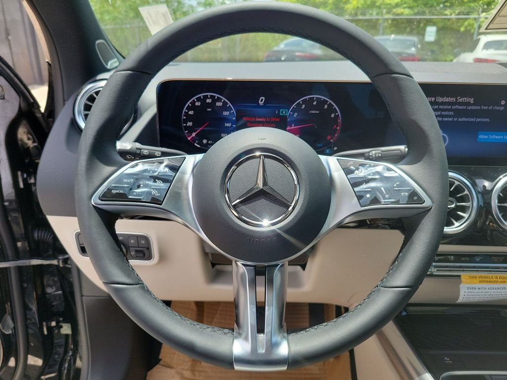 New 2026 Black Mercedes-Benz GLA 250 image 19
