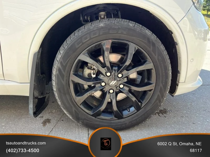 Used 2019 White Dodge R/T Sport Utility 4D image 9