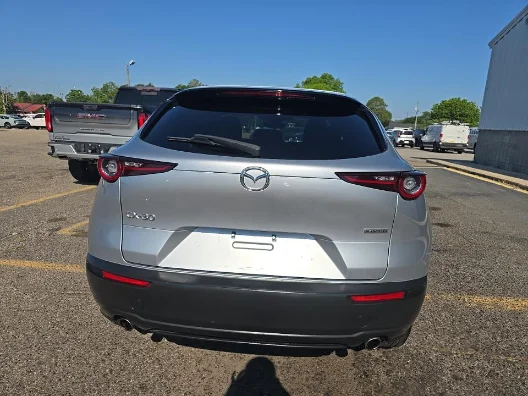 Used 2021 Sonic Silver Metallic Mazda Select image 5