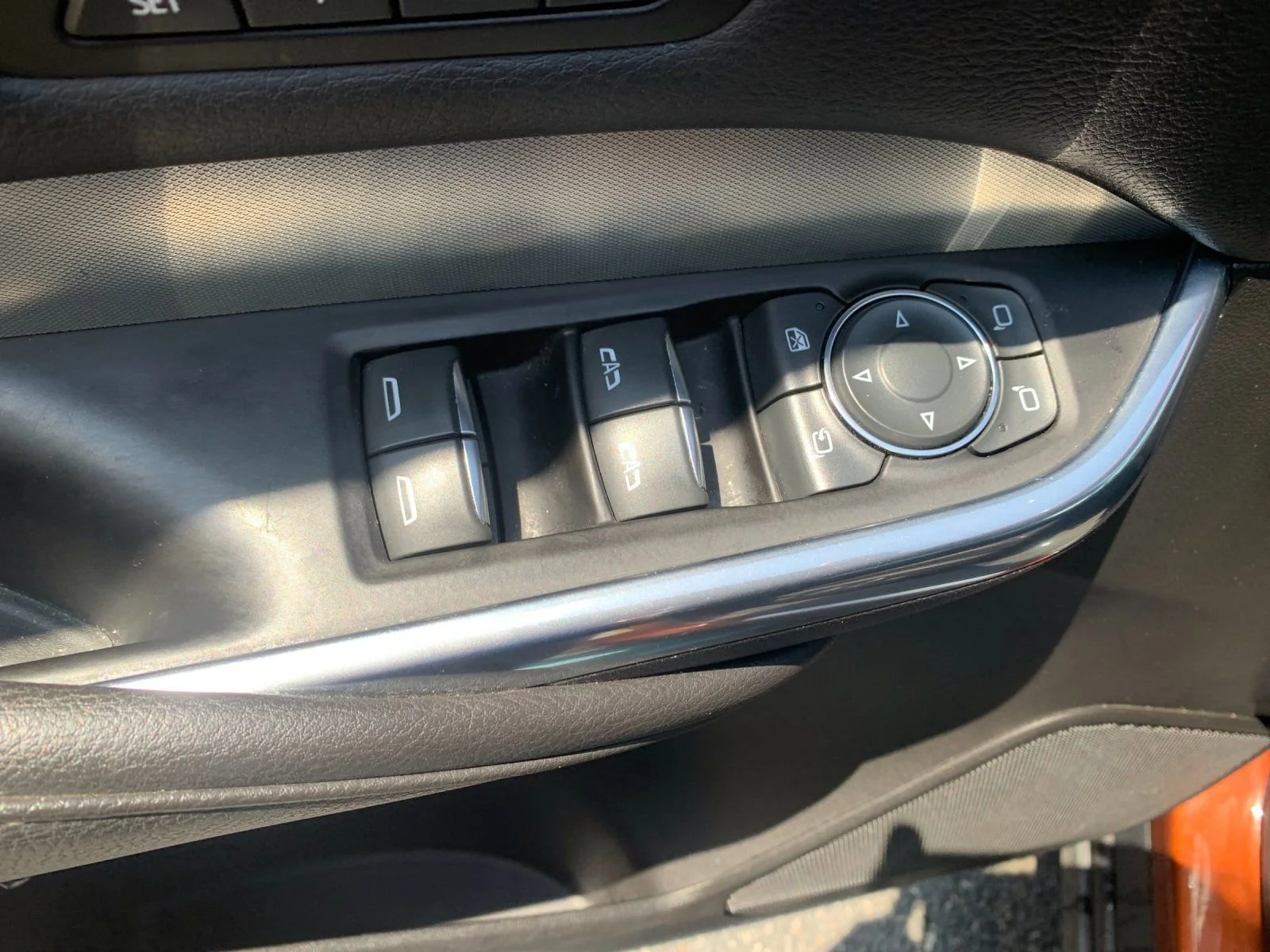 Used 2019 AUTUMN METALLIC Cadillac AWD Premium Luxury image 12