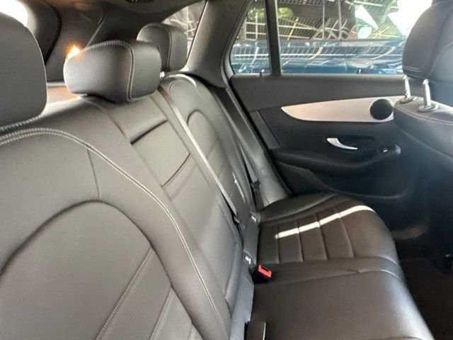 Used 2022 Silver Mercedes-Benz GLC 300 image 56