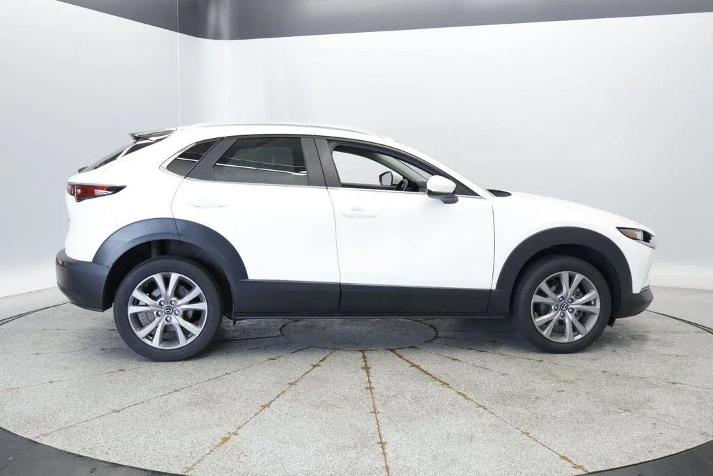 Certified Used 2022 White Mazda 2.5 S Preferred Package image 8
