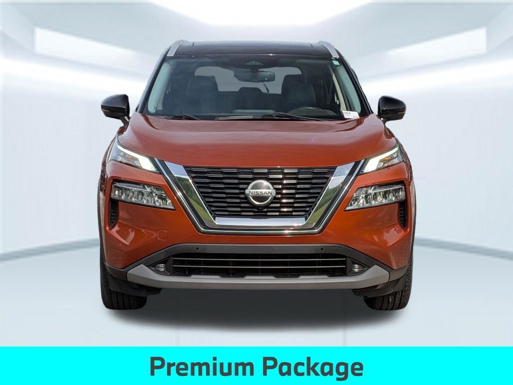 Certified Used 2021 Orange Nissan SL image 12
