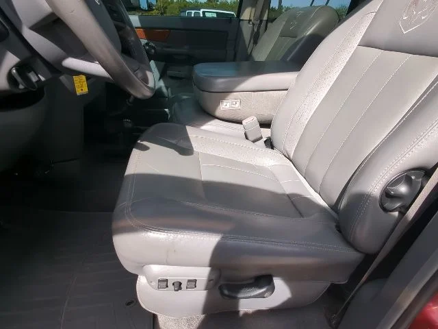Used 2006 Red Dodge Laramie image 10