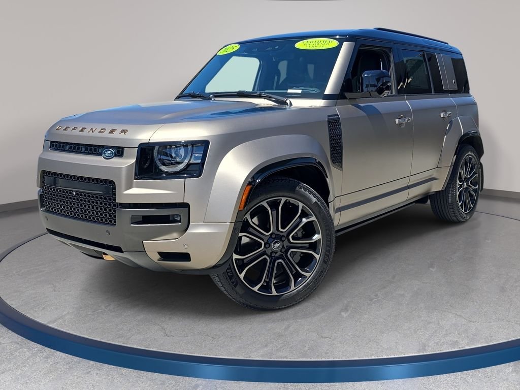 Used 2025 Brown Land Rover OCTA image 1