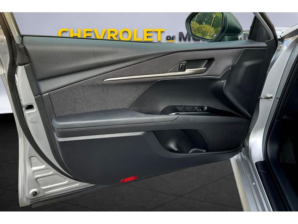 Used 2025 Silver Toyota LE image 16