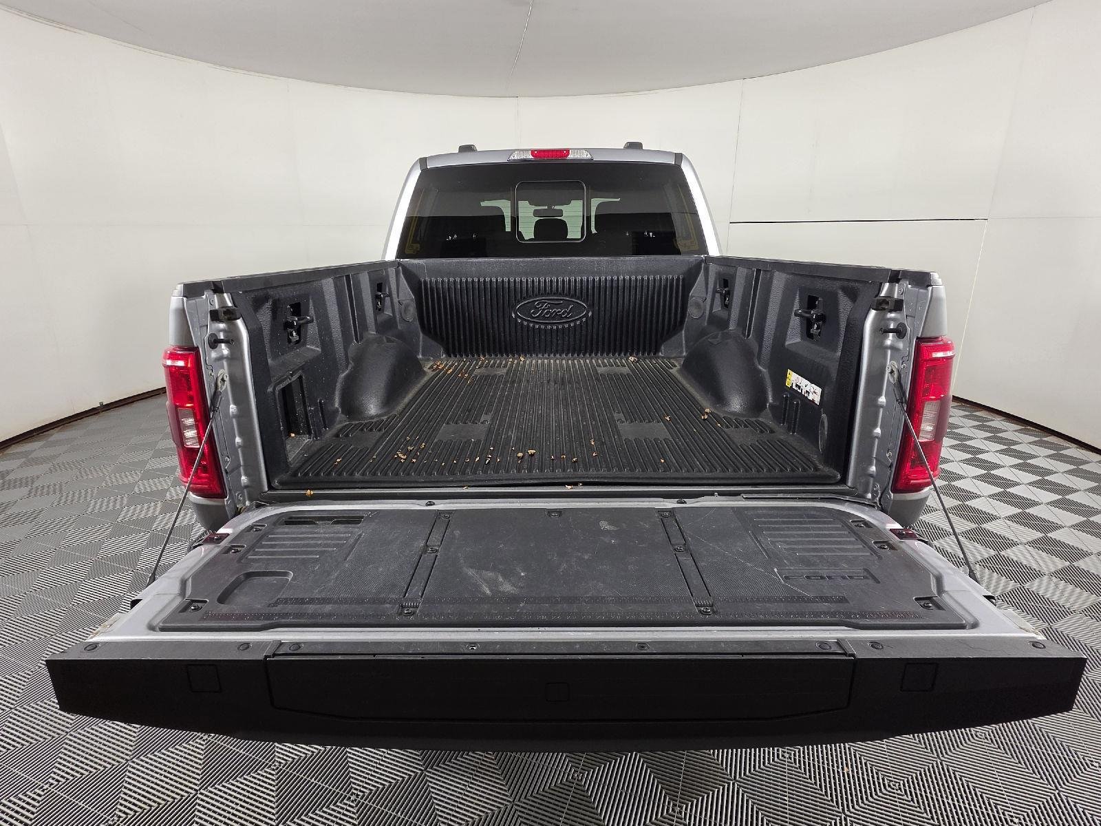Used 2023 Iconic Silver Ford XLT image 20