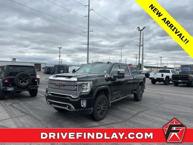 2021 GMC Sierra Denali 4WD Crew Cab Standard Box's photo