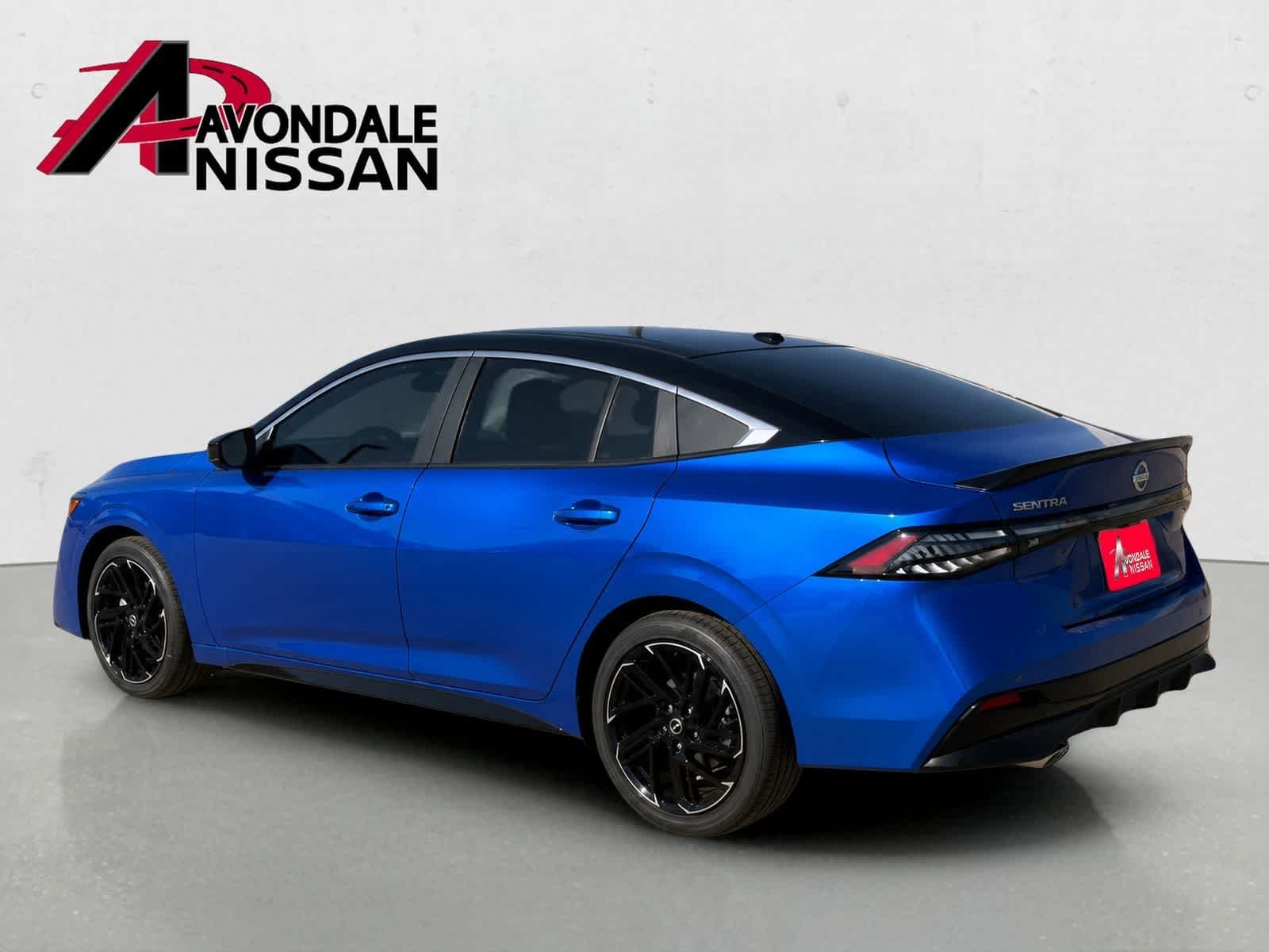 Nuevo Nissan SR 2026 en dos tonos Bluestone Pearl / Super Black Imagen 5