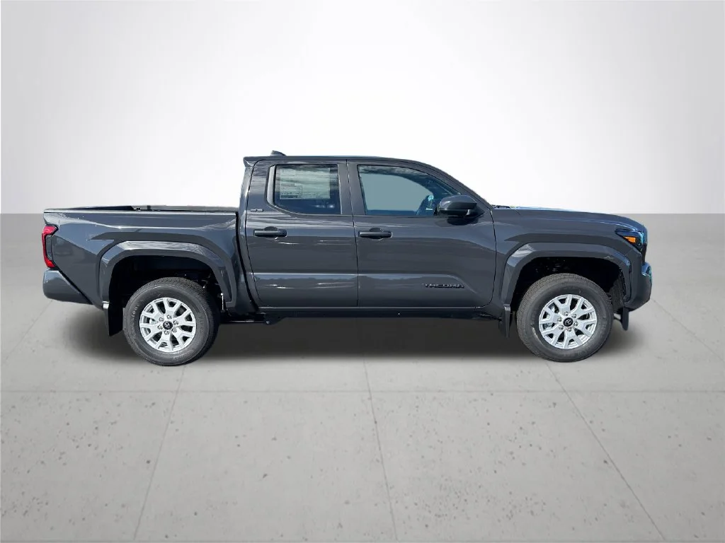 New 2026 Underground Toyota SR5 image 6