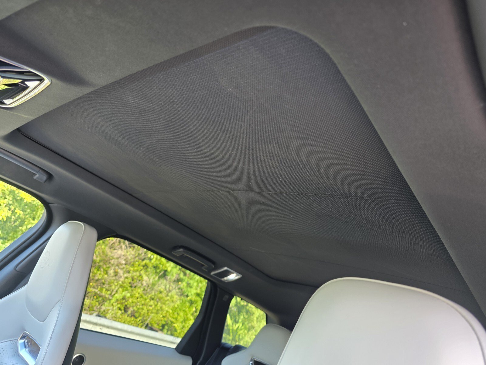 Used 2021 Santorini Black Metallic Land Rover SVR image 14