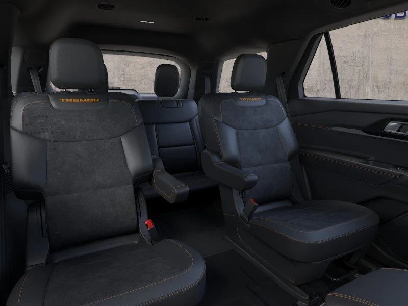 New 2026 Carbonized Gray Metallic Ford Tremor image 11