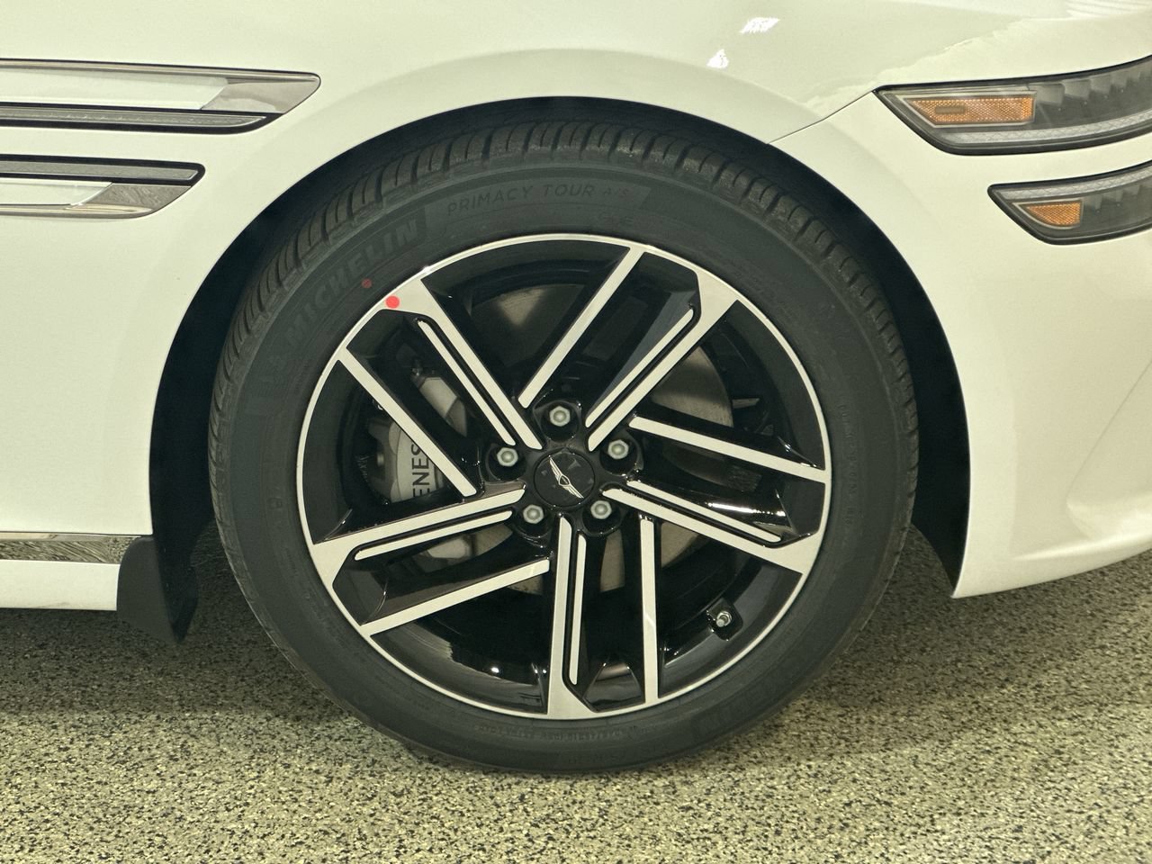 2026 GENESIS G80 Advanced - Photo 10