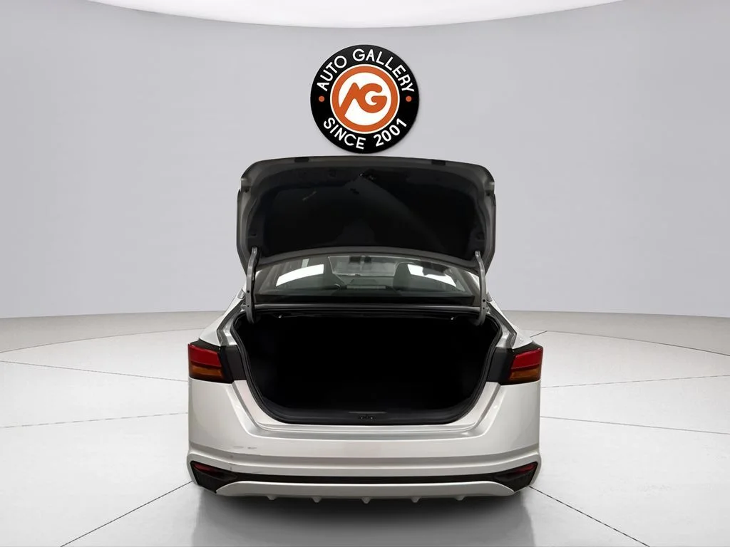 Used 2022 Silver Nissan 2.5 S image 5