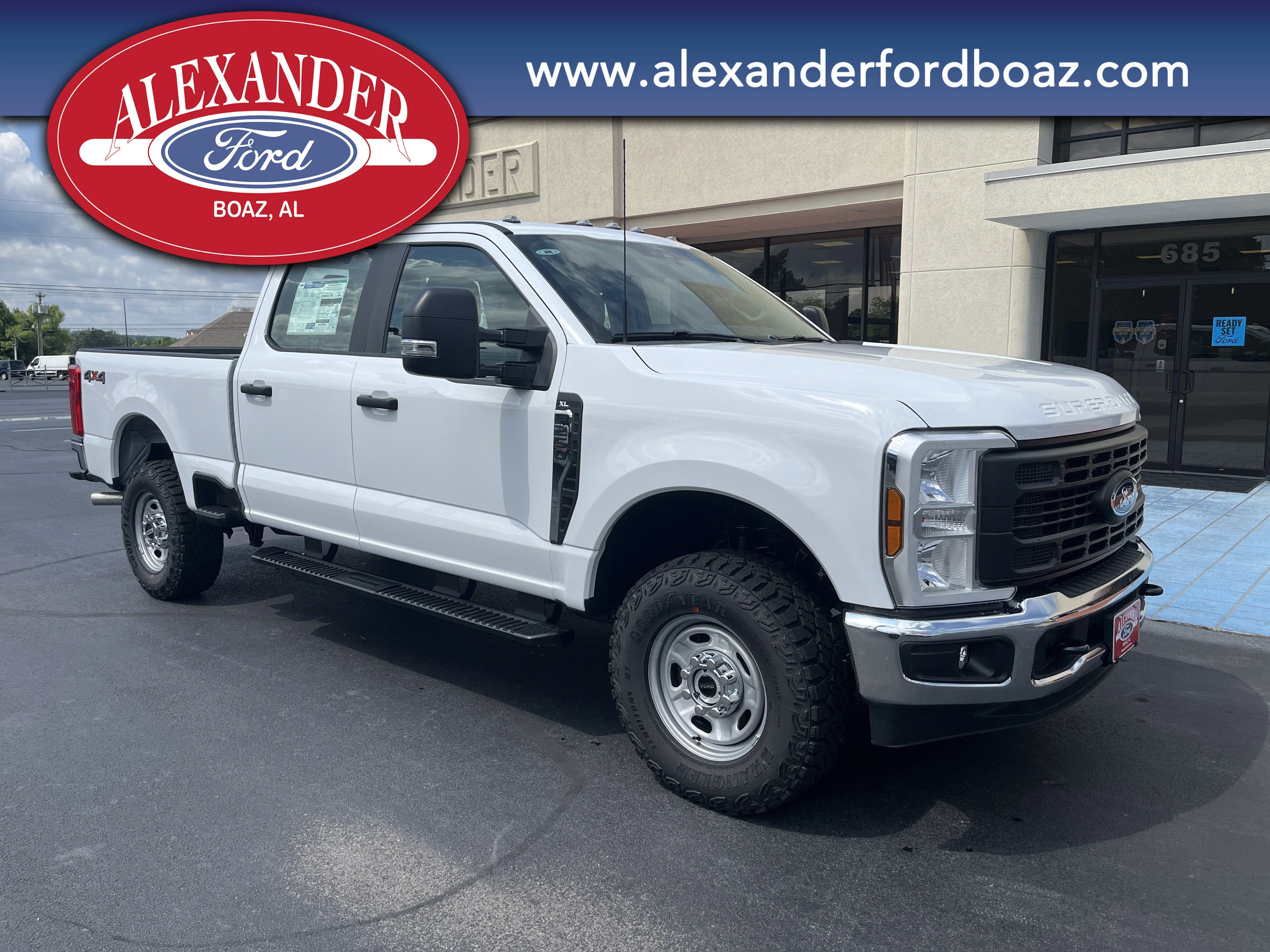 New 2026 Oxford White Ford F-250® XL image 3