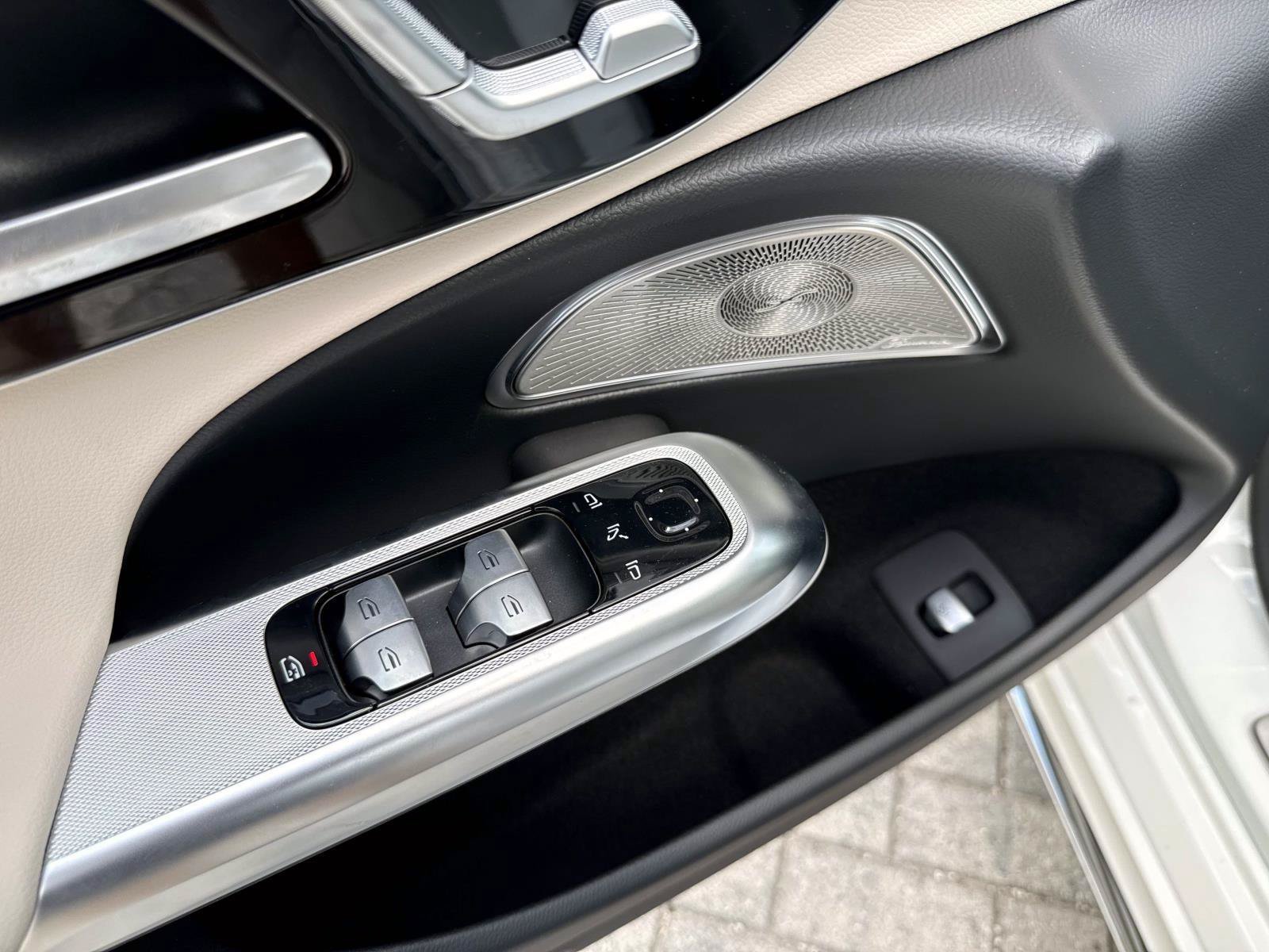 New 2027 Polar White Mercedes-Benz E 450 4MATIC® Sedan image 18