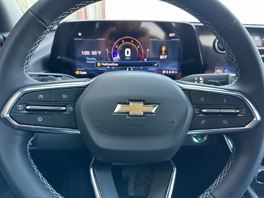 2027 Chevrolet Traverse LT - Photo 24