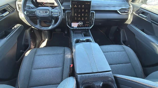 2025 GMC Acadia AT4 - Photo 26