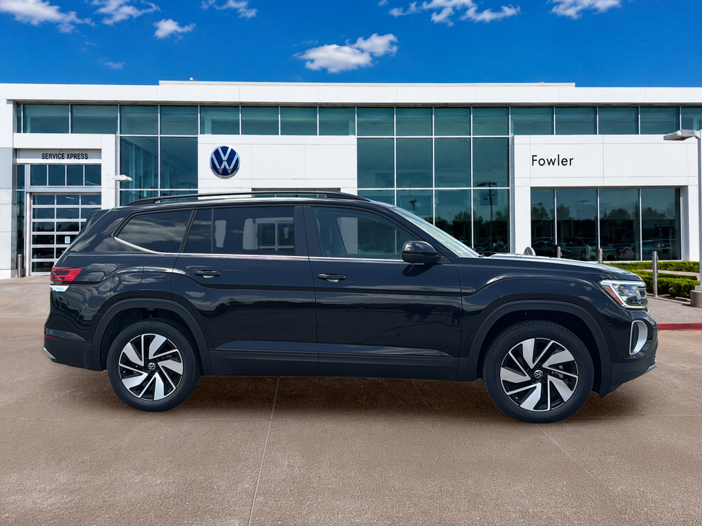 2026 Volkswagen Atlas SE w/Tech - Photo 4
