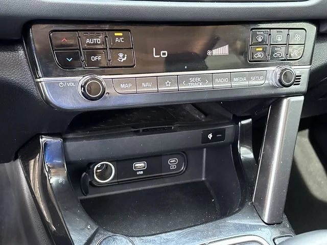 2024 Kia Seltos EX - Photo 17