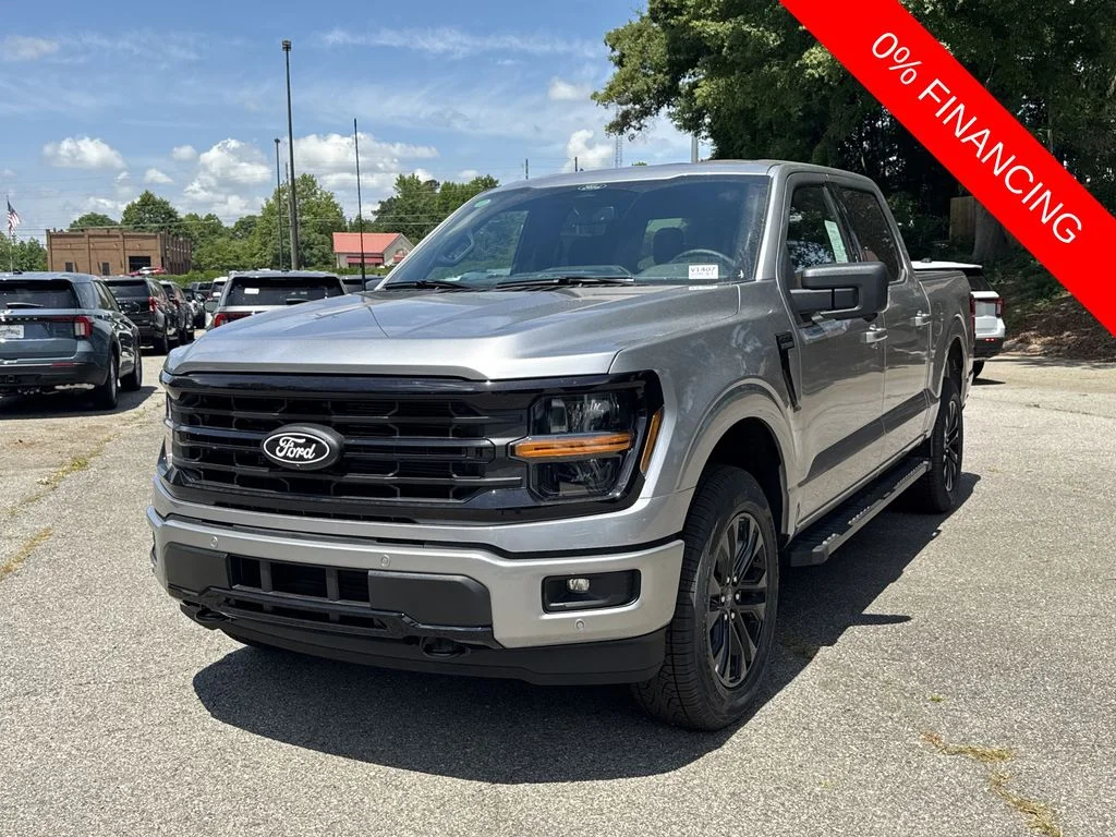 New 2026 Silver Ford XLT image 3