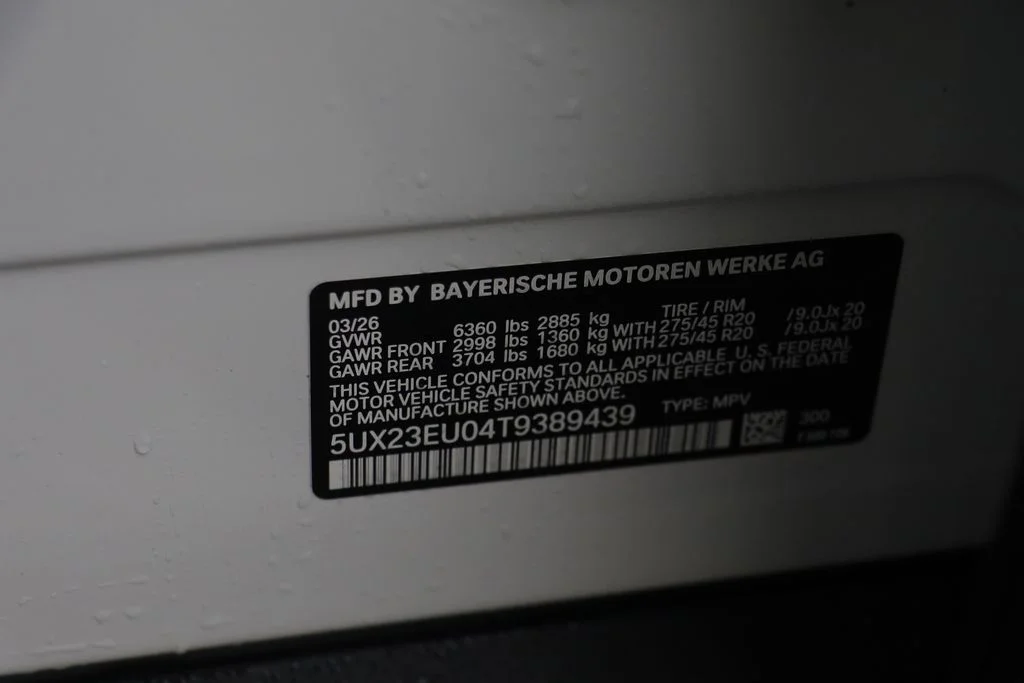 New 2026 White BMW xDrive40i image 25