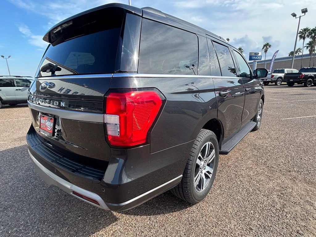 Used 2024 Gray Ford XLT image 6