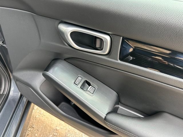 Used 2024 Silver Honda Touring image 24
