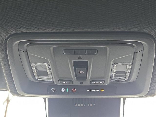 New 2026 Summit White Chevrolet LT image 26