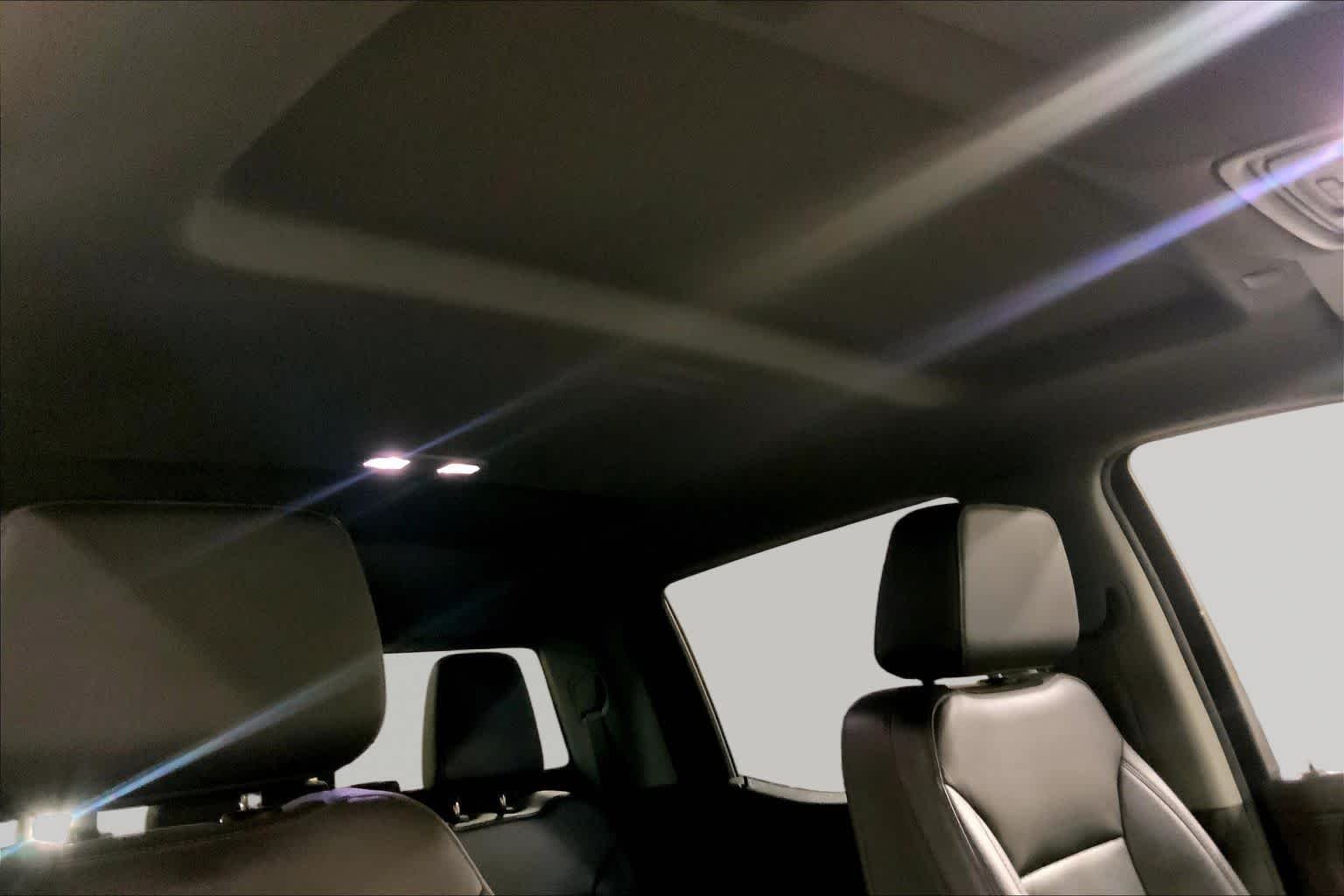 Used 2021 Summit White Chevrolet LTZ image 14