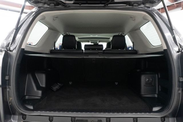 Used 2023 Gray Toyota SR5 Premium image 9