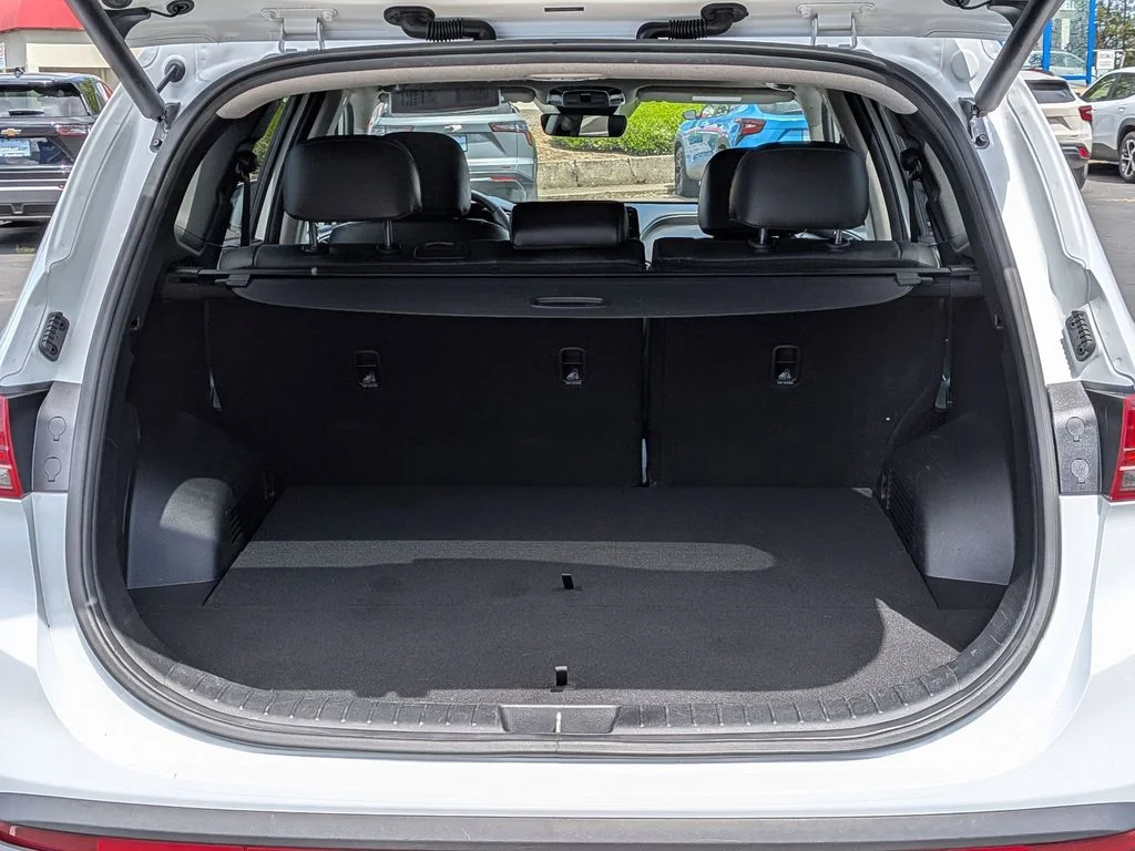 Used 2022 Quartz White Hyundai Limited image 24