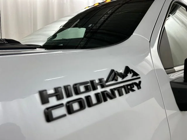 Used 2026  Chevrolet High Country image 29