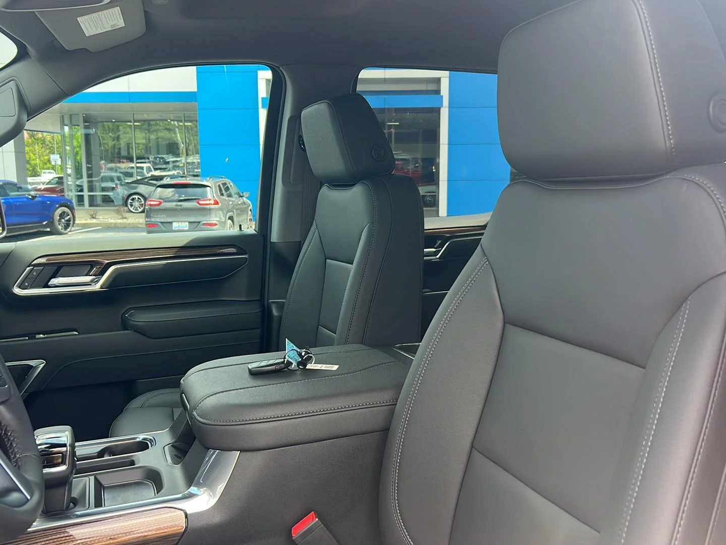 2026 Chevrolet Silverado 1500 LT - Photo 14