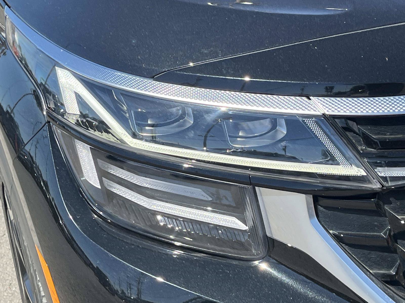 Used 2024 Fusion Black Kia SX image 9
