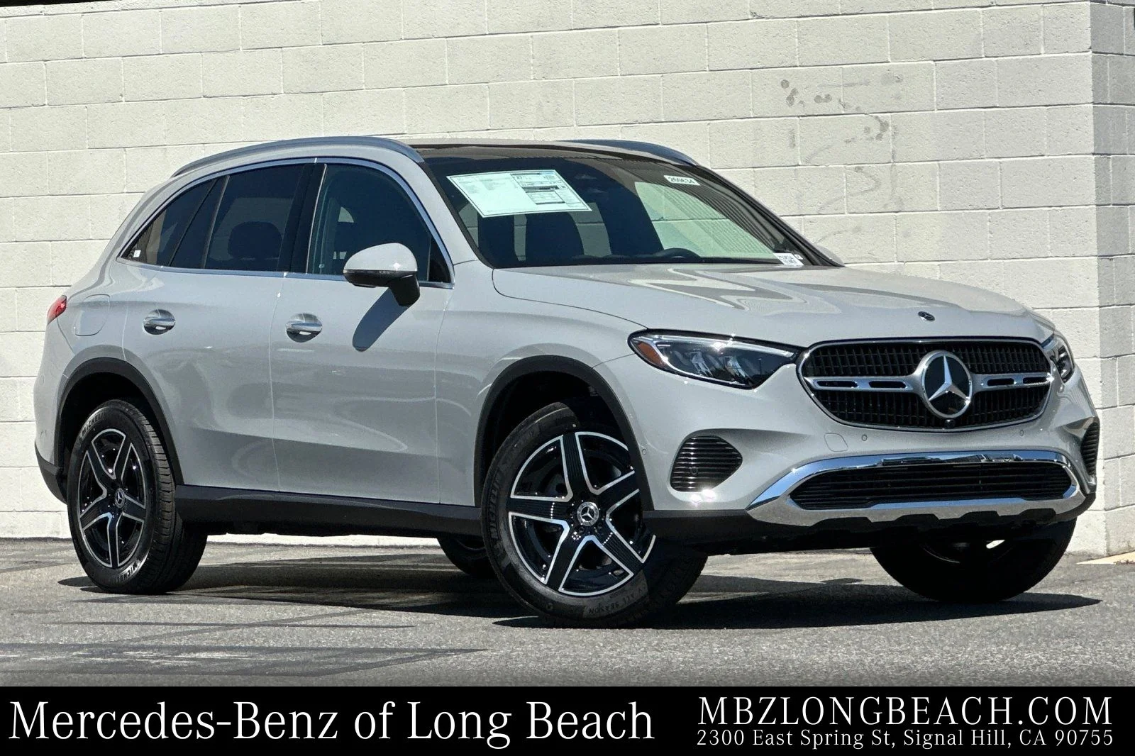 2026 Mercedes-Benz GLC GLC 300's photo