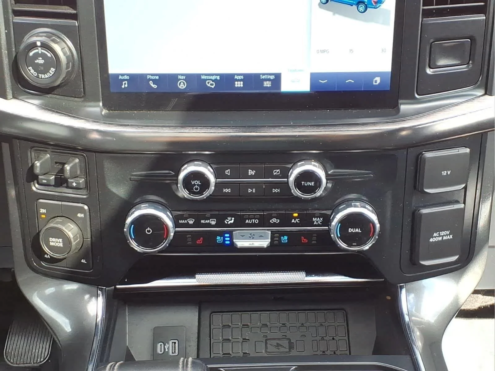 Used 2023 Agate Black Ford LARIAT image 25