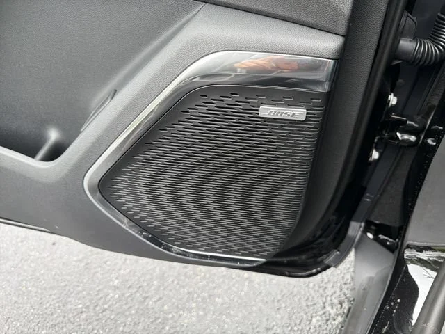New 2026 Ebony Twilight Metallic GMC Elevation image 23