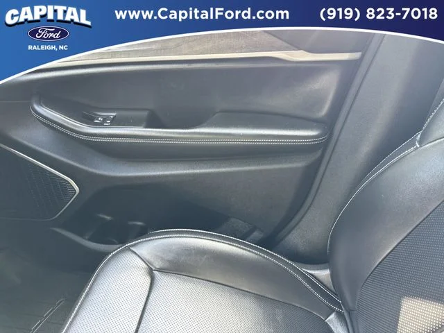 Used 2024 Gray Jeep Limited image 28
