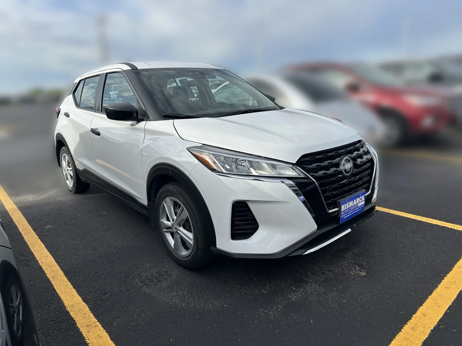 Used 2023 White Nissan S image 2