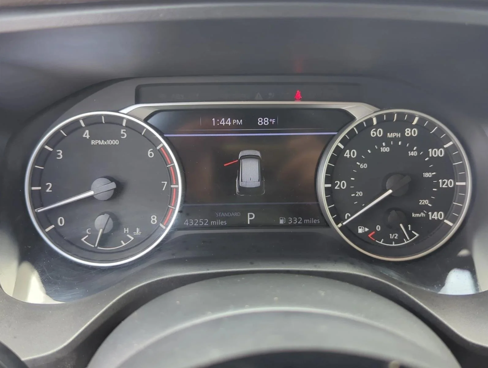 Used 2023 Scarlet Ember Tintcoat Nissan SL image 15