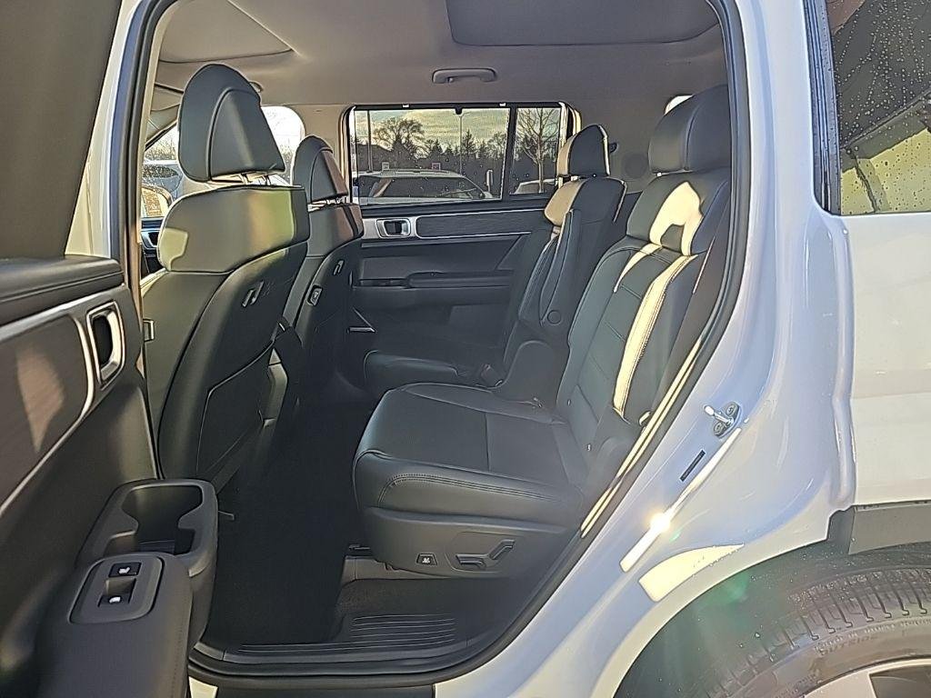 New 2026 White Hyundai Limited AWD image 31