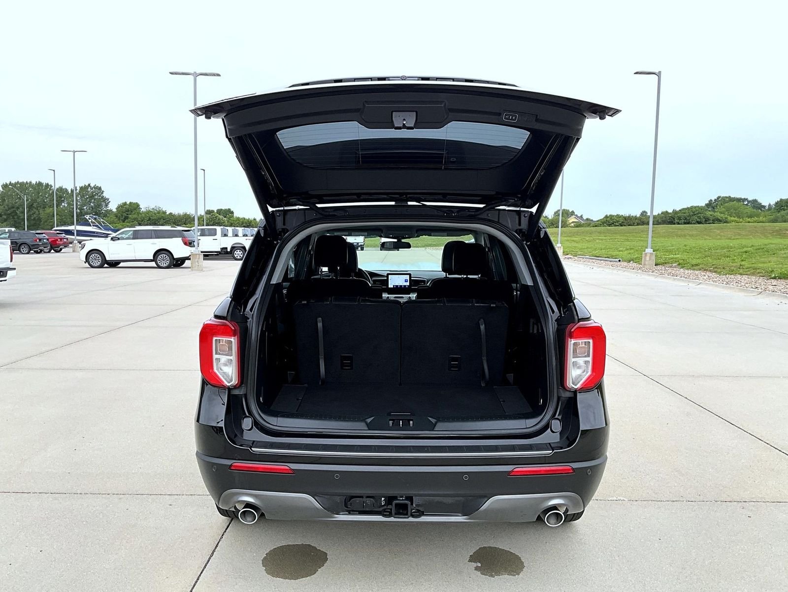 Used 2023 Black Ford XLT image 24