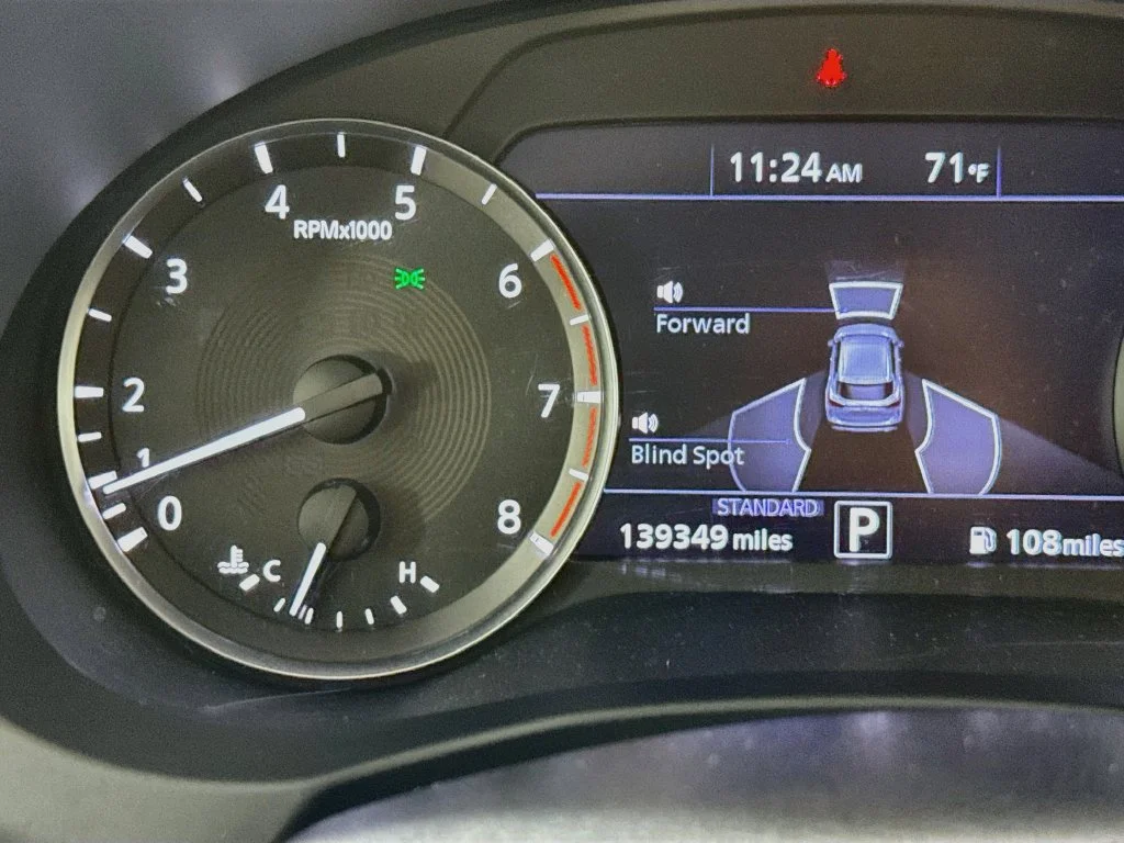 Used 2019 Black INFINITI ESSENTIAL image 15