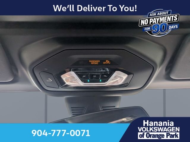 Used 2020 White BMW sDrive30i image 23