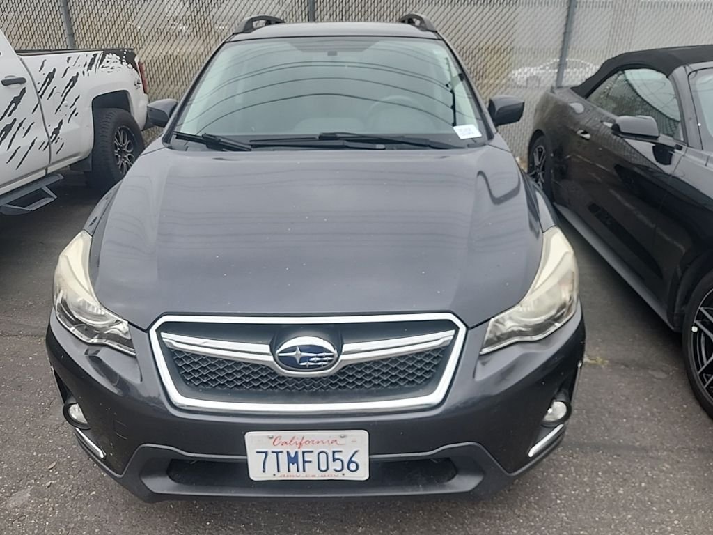 Used 2016 Gray Subaru 2.0i Premium image 2